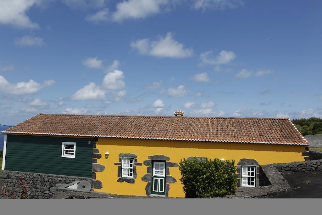 Casa Capelinhos Guest House Capelo ภายนอก รูปภาพ